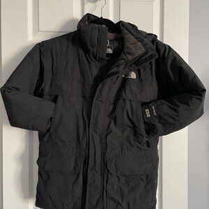 The North Face Weather-proof Boy's Parka - Black - Medium